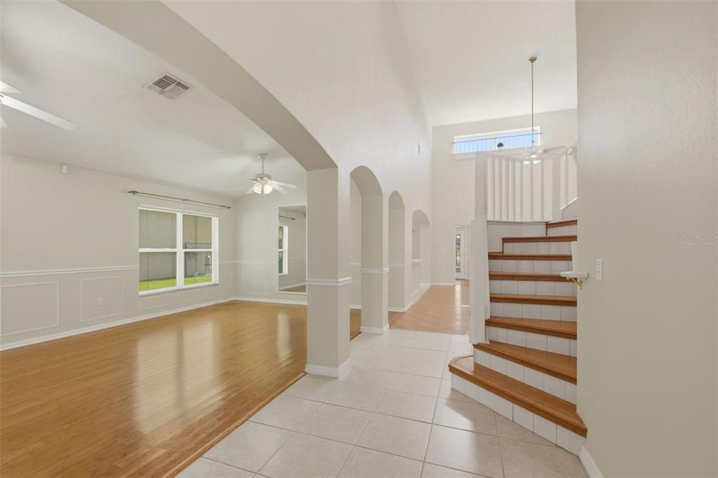 En Venta: $630,000 (5 camas, 3 baños, 3370 Pies cuadrados)