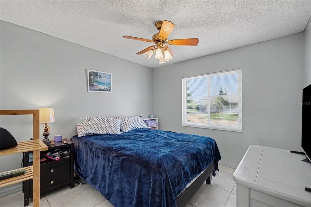 For Sale: $300,000 (3 beds, 2 baths, 1203 Square Feet)