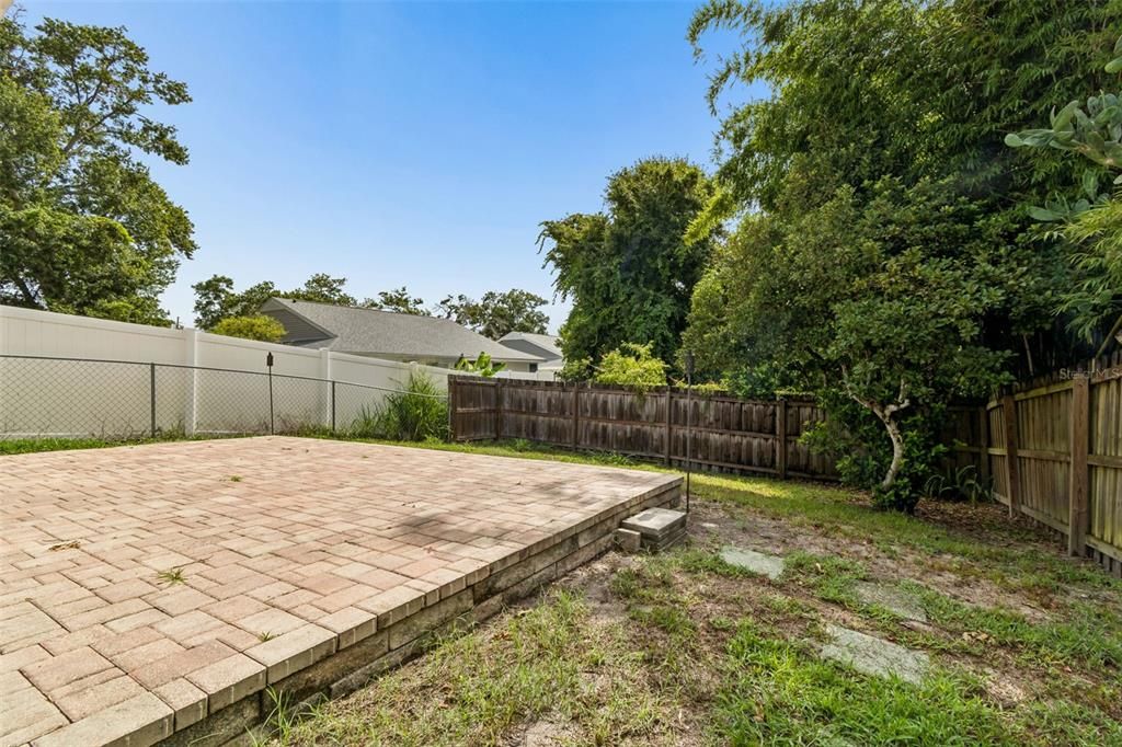En Venta: $250,000 (2 camas, 1 baños, 855 Pies cuadrados)