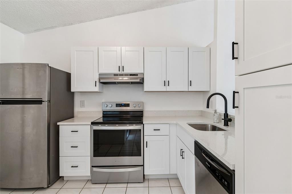 En Venta: $250,000 (2 camas, 1 baños, 855 Pies cuadrados)