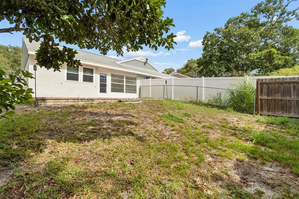 En Venta: $250,000 (2 camas, 1 baños, 855 Pies cuadrados)