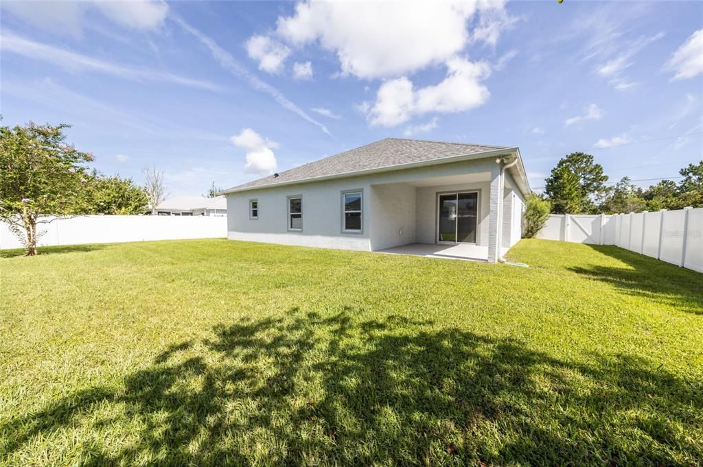 For Sale: $389,000 (3 beds, 2 baths, 2066 Square Feet)
