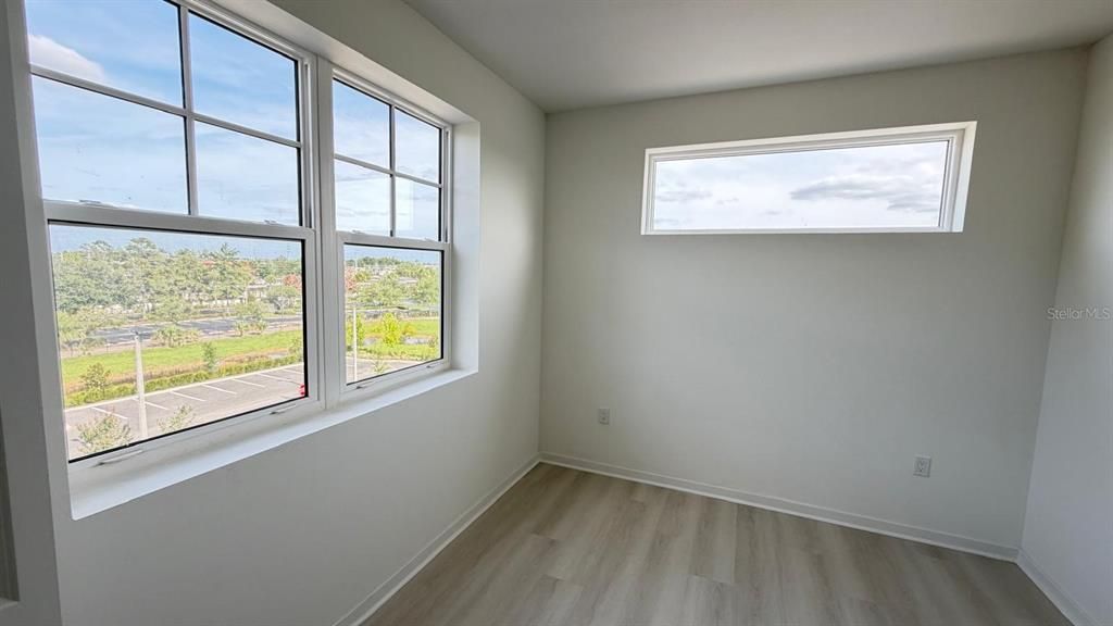 В аренду: $2,400 (3 спален, 2 ванн, 1085 Квадратных фут)