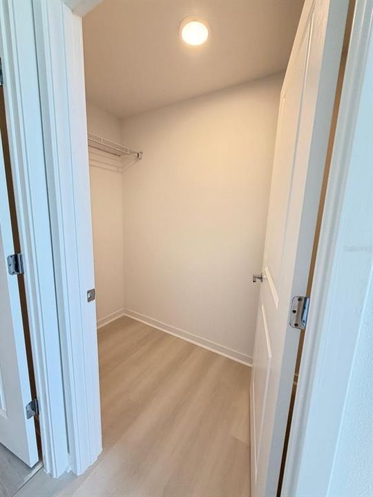 В аренду: $2,400 (3 спален, 2 ванн, 1085 Квадратных фут)
