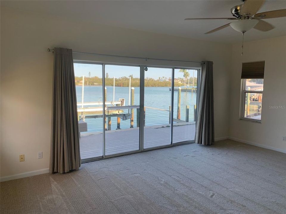 En Venta: $2,699,000 (6 camas, 5 baños, 3497 Pies cuadrados)