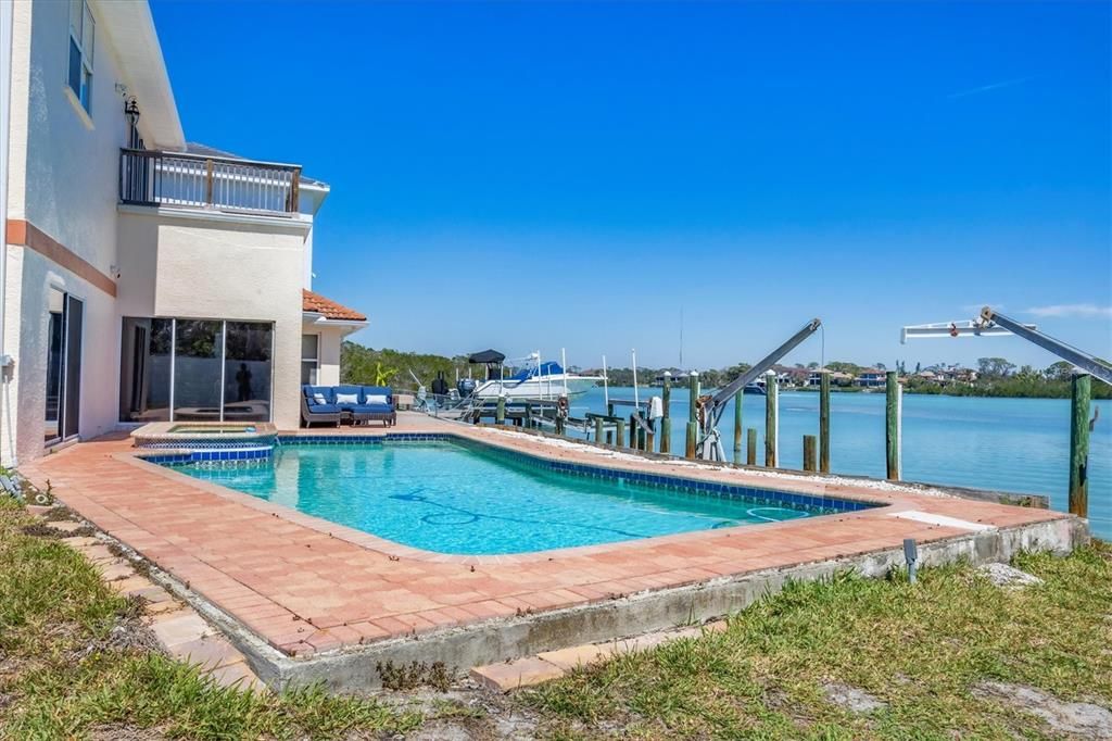 En Venta: $2,699,000 (6 camas, 5 baños, 3497 Pies cuadrados)
