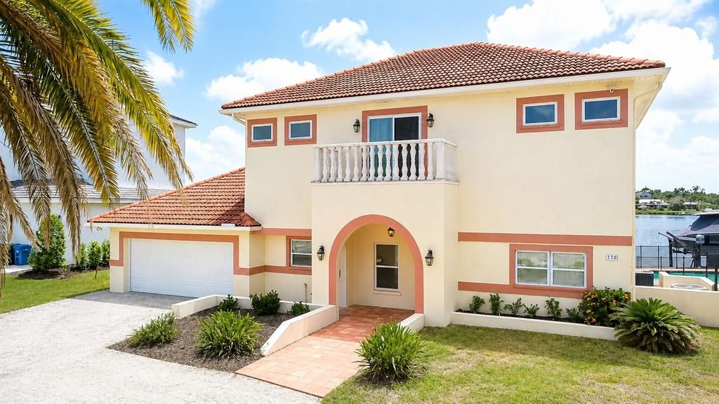 En Venta: $2,699,000 (6 camas, 5 baños, 3497 Pies cuadrados)