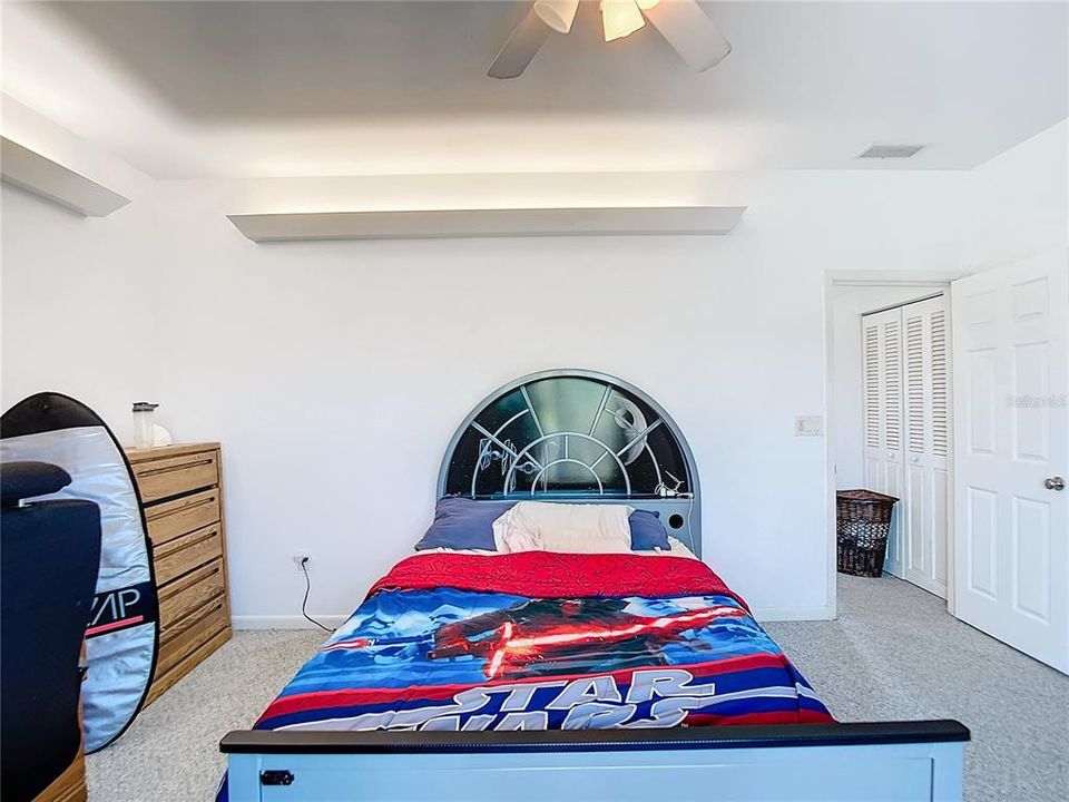 En Venta: $2,699,000 (6 camas, 5 baños, 3497 Pies cuadrados)