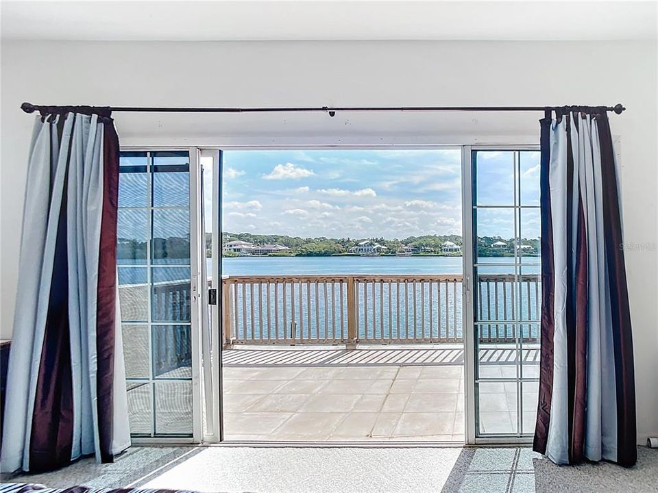 En Venta: $2,699,000 (6 camas, 5 baños, 3497 Pies cuadrados)
