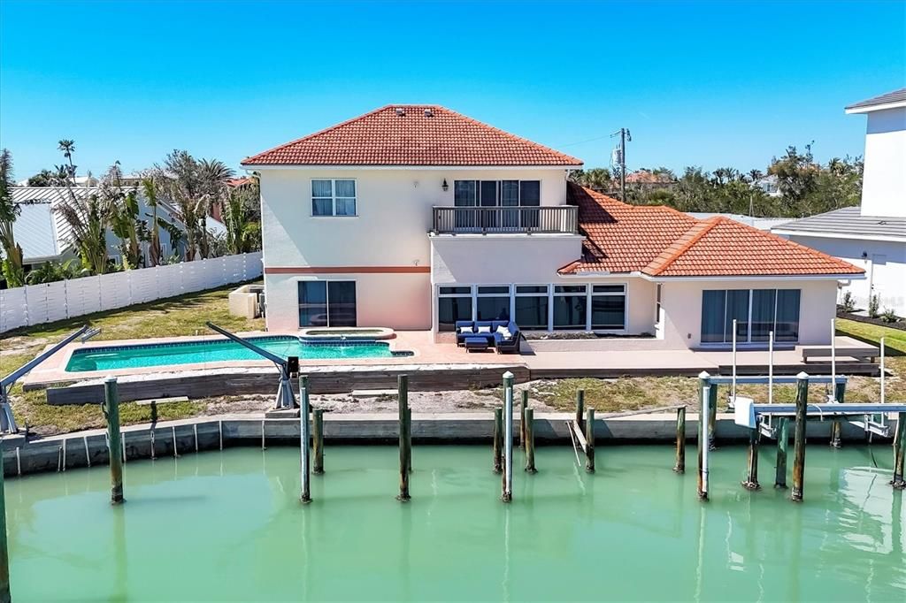 En Venta: $2,699,000 (6 camas, 5 baños, 3497 Pies cuadrados)