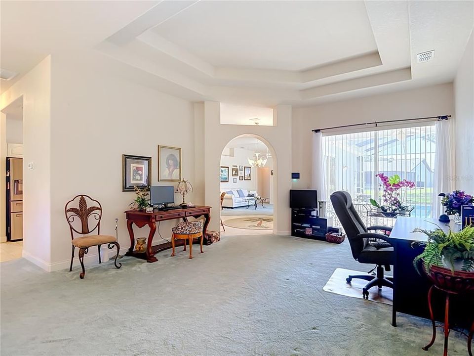 For Sale: $399,500 (3 beds, 3 baths, 2304 Square Feet)