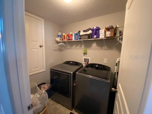 待售: $520,000 (4 贝兹, 3 浴室, 3000 平方英尺)