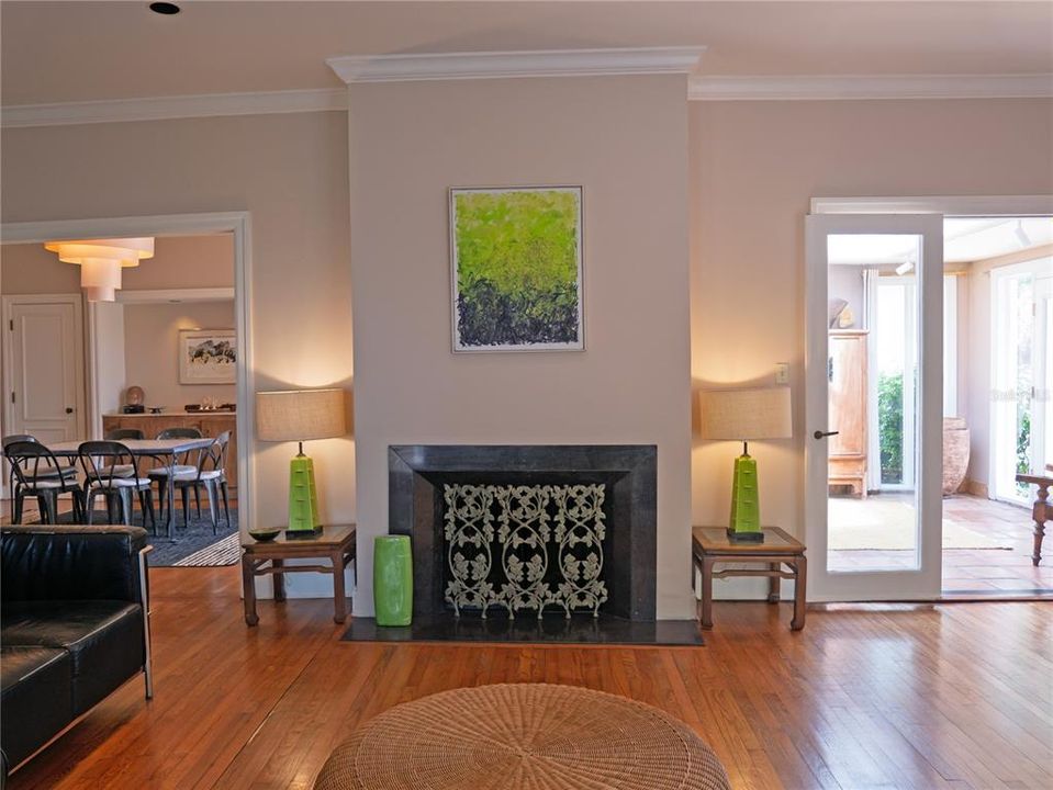For Sale: $1,249,000 (5 beds, 4 baths, 4090 Square Feet)
