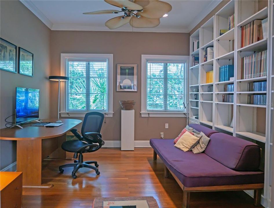 For Sale: $1,249,000 (5 beds, 4 baths, 4090 Square Feet)