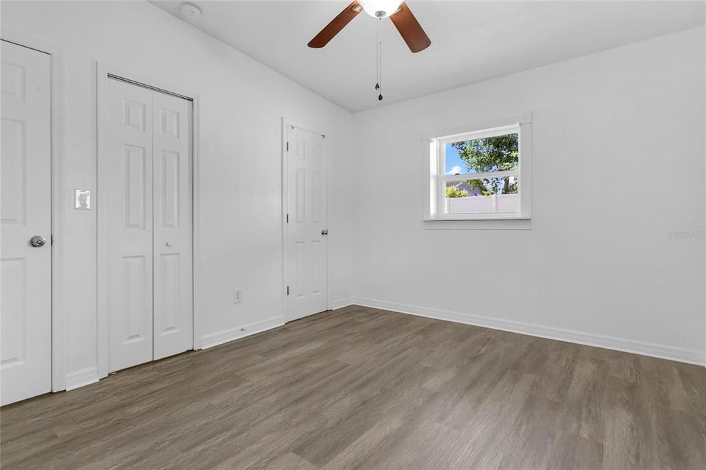 For Sale: $310,000 (3 beds, 2 baths, 1606 Square Feet)