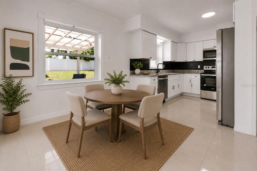 For Sale: $310,000 (3 beds, 2 baths, 1606 Square Feet)
