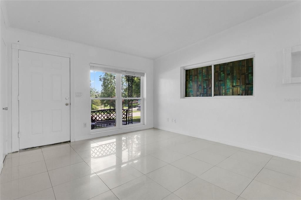 For Sale: $310,000 (3 beds, 2 baths, 1606 Square Feet)
