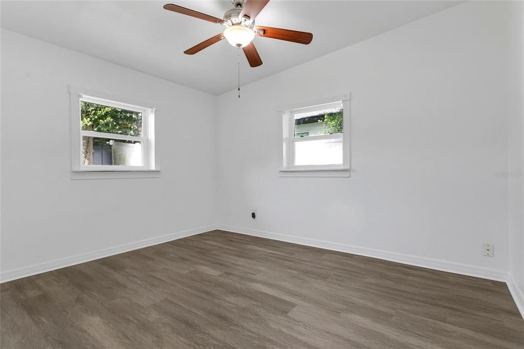 For Sale: $310,000 (3 beds, 2 baths, 1606 Square Feet)