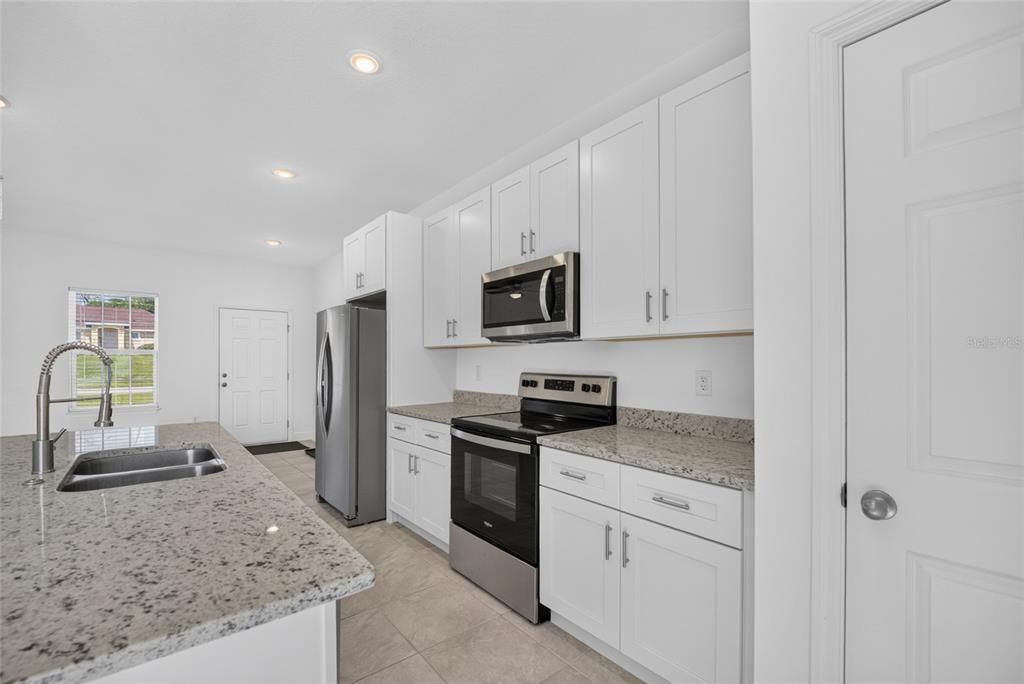 En Venta: $259,900 (3 camas, 2 baños, 1545 Pies cuadrados)