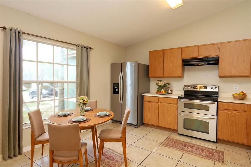 Activo con contrato: $299,990 (3 camas, 2 baños, 1524 Pies cuadrados)