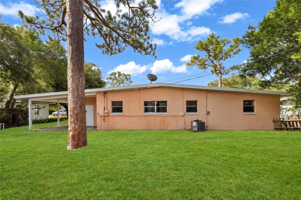 For Sale: $199,999 (3 beds, 2 baths, 1173 Square Feet)
