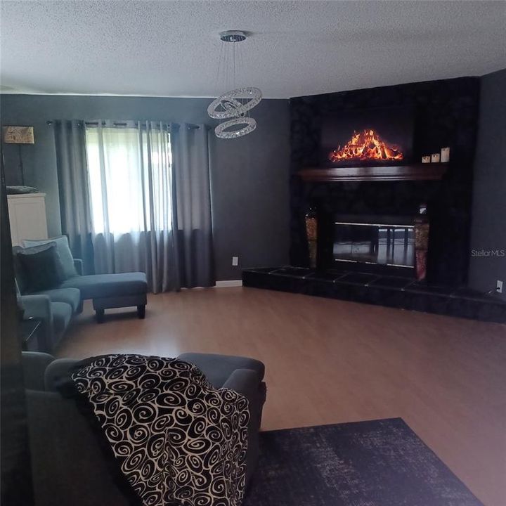 En Venta: $330,000 (3 camas, 2 baños, 1846 Pies cuadrados)