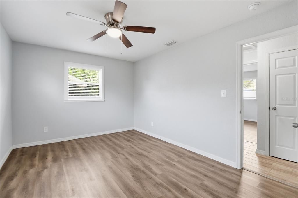 En Venta: $409,999 (3 camas, 2 baños, 1330 Pies cuadrados)