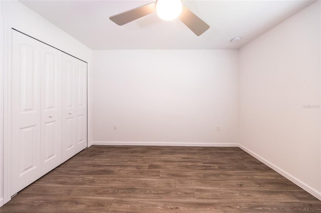 For Sale: $344,900 (4 beds, 2 baths, 1652 Square Feet)