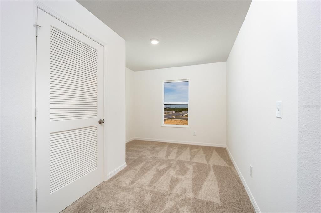 For Sale: $263,900 (3 beds, 2 baths, 1817 Square Feet)