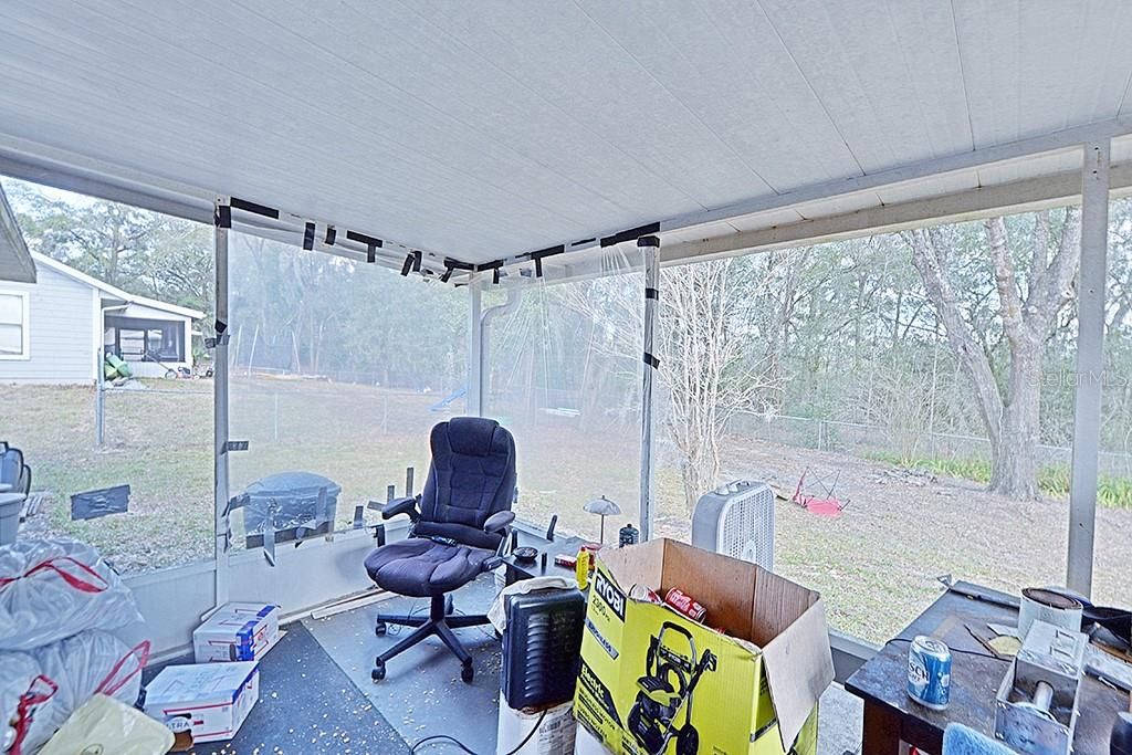 For Sale: $229,950 (3 beds, 2 baths, 1371 Square Feet)