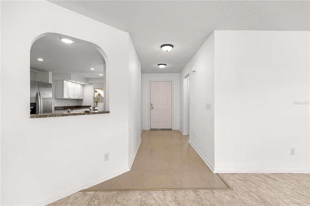 В аренду: $1,600 (2 спален, 2 ванн, 1412 Квадратных фут)