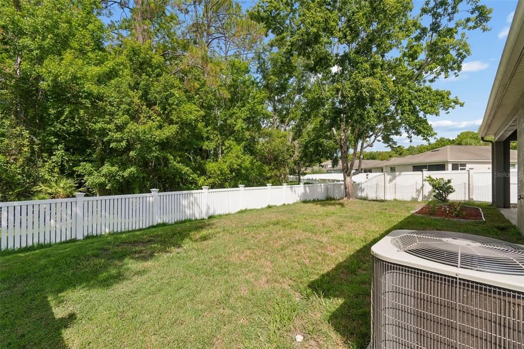 En Venta: $349,900 (4 camas, 3 baños, 2027 Pies cuadrados)