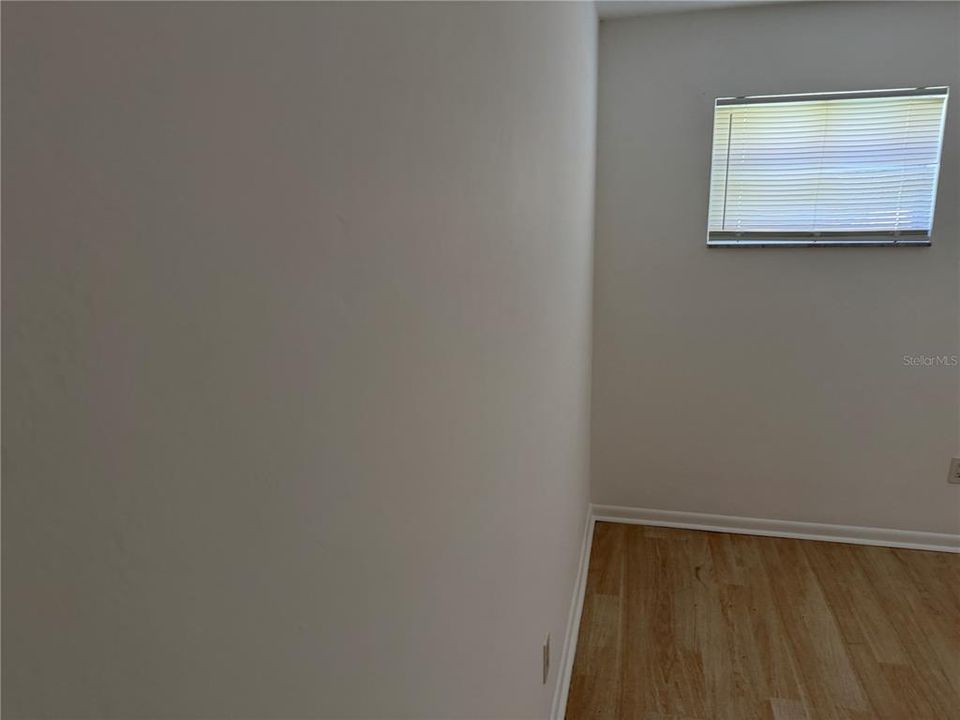 For Sale: $224,900 (3 beds, 1 baths, 1100 Square Feet)
