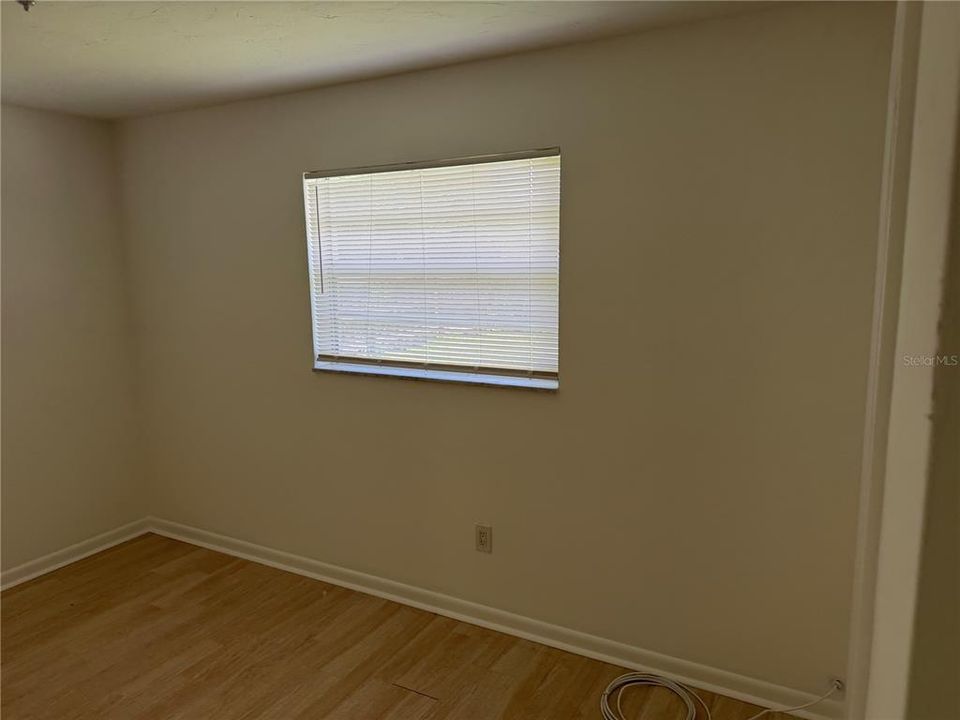 For Sale: $224,900 (3 beds, 1 baths, 1100 Square Feet)
