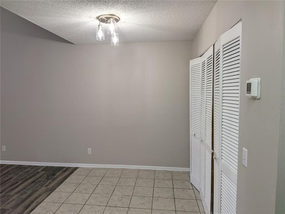 For Rent: $1,200 (2 beds, 2 baths, 899 Square Feet)