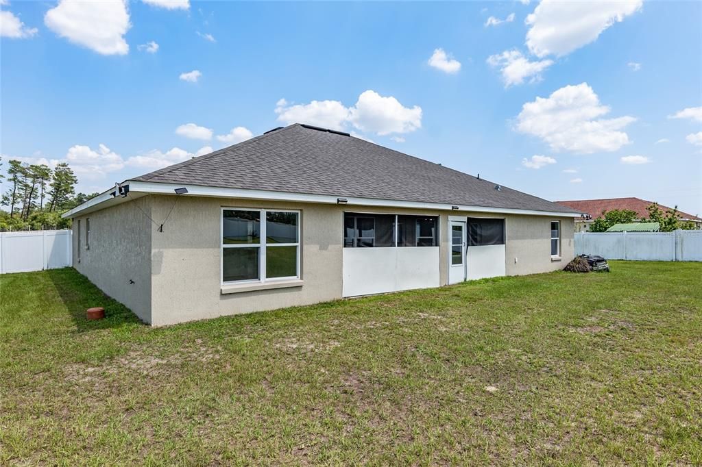 En Venta: $449,000 (4 camas, 3 baños, 2591 Pies cuadrados)
