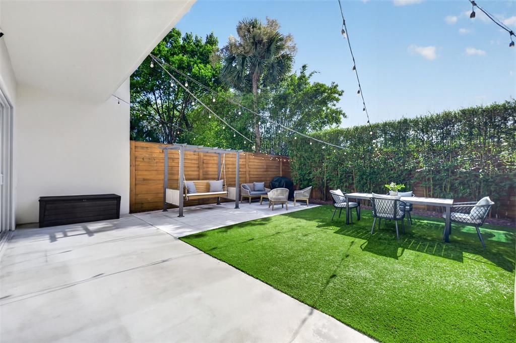 For Sale: $975,000 (4 beds, 3 baths, 3070 Square Feet)