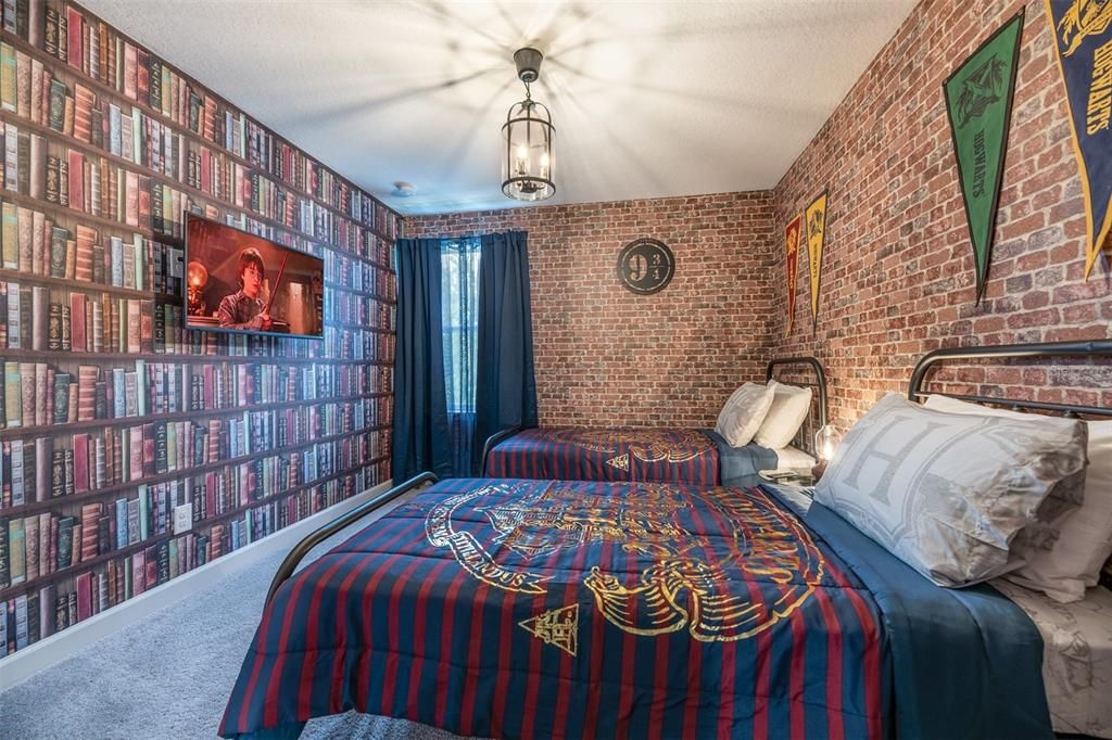 На продажу: $439,000 (4 спален, 4 ванн, 2112 Квадратных фут)