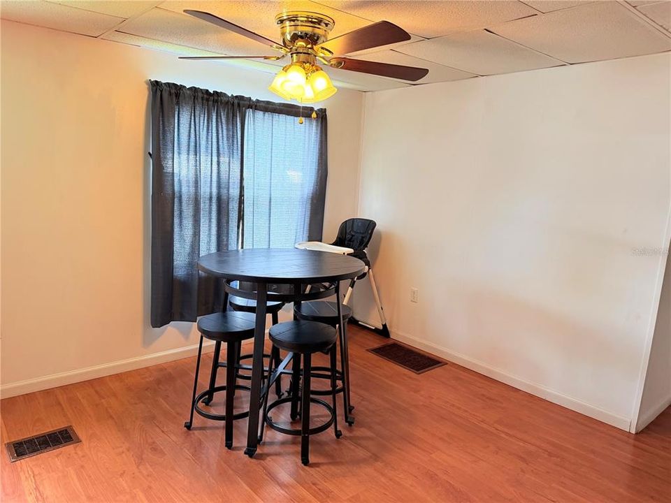 En Venta: $150,000 (2 camas, 1 baños, 956 Pies cuadrados)