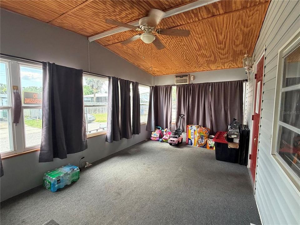 En Venta: $150,000 (2 camas, 1 baños, 956 Pies cuadrados)
