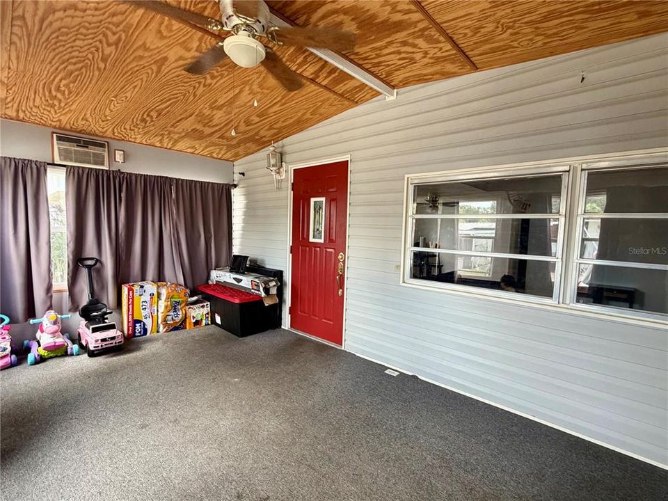 En Venta: $150,000 (2 camas, 1 baños, 956 Pies cuadrados)