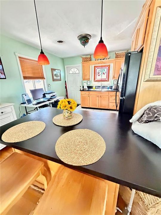 En Venta: $375,000 (3 camas, 2 baños, 1436 Pies cuadrados)