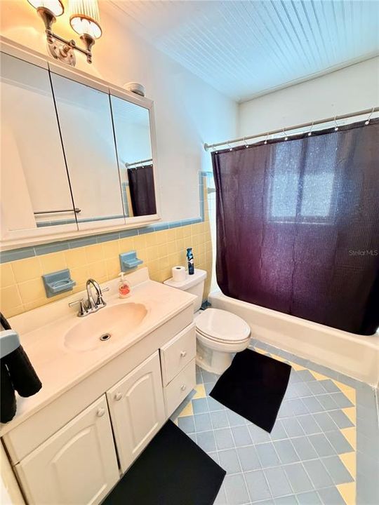 En Venta: $375,000 (3 camas, 2 baños, 1436 Pies cuadrados)