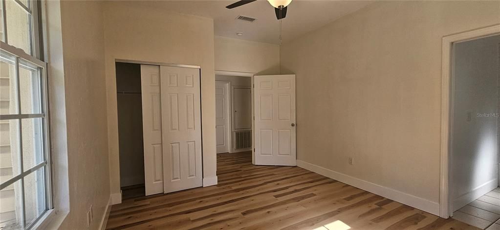 En Venta: $299,900 (3 camas, 2 baños, 1539 Pies cuadrados)