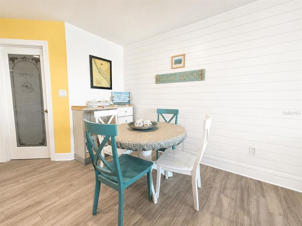 For Rent: $8,500 (3 beds, 2 baths, 2100 Square Feet)