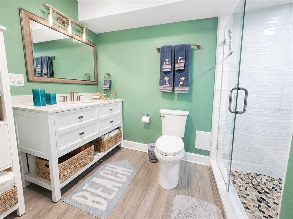 For Rent: $8,500 (3 beds, 2 baths, 2100 Square Feet)