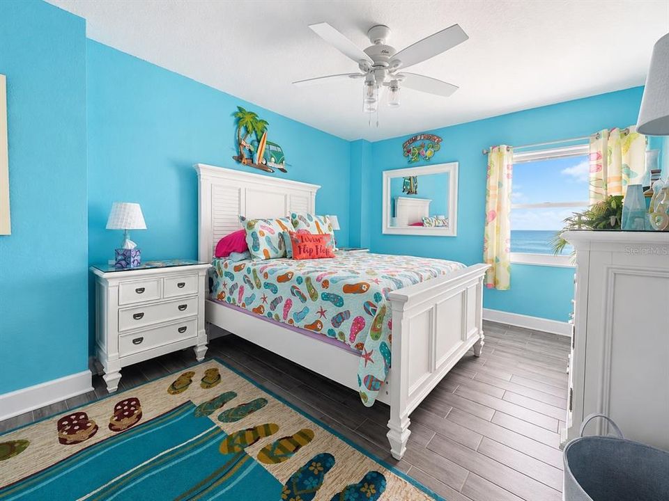 For Rent: $8,500 (3 beds, 2 baths, 2100 Square Feet)