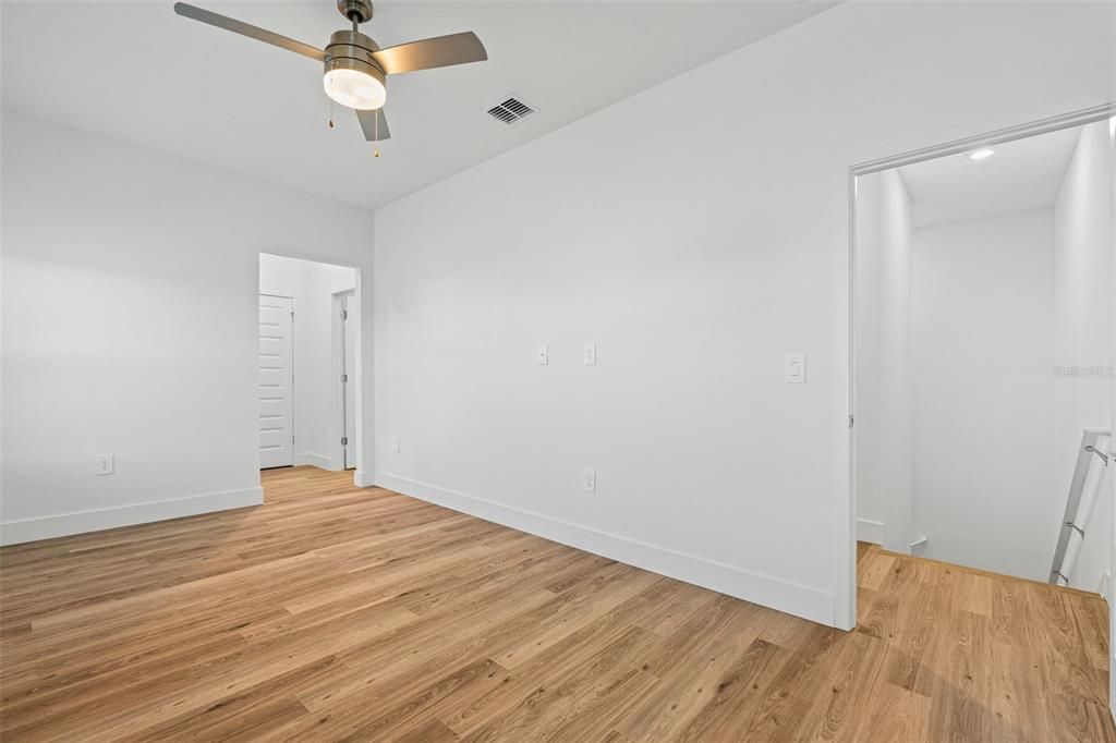 For Rent: $2,947 (4 beds, 3 baths, 1848 Square Feet)