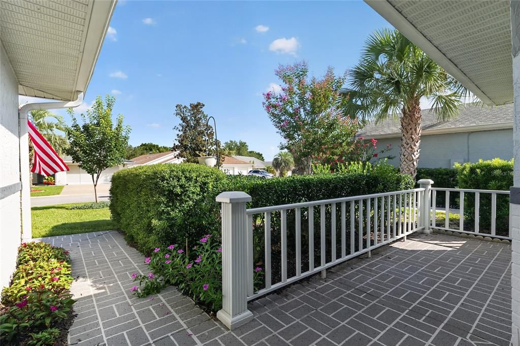 For Sale: $219,000 (2 beds, 2 baths, 1770 Square Feet)