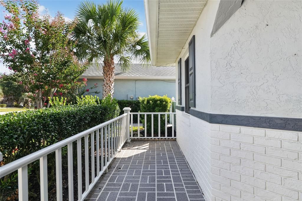 For Sale: $219,000 (2 beds, 2 baths, 1770 Square Feet)